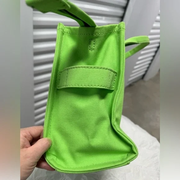 *FINAL PRICE DROP* Marc Jacobs X Magda Archer The Tote Bag Bright Green RARE